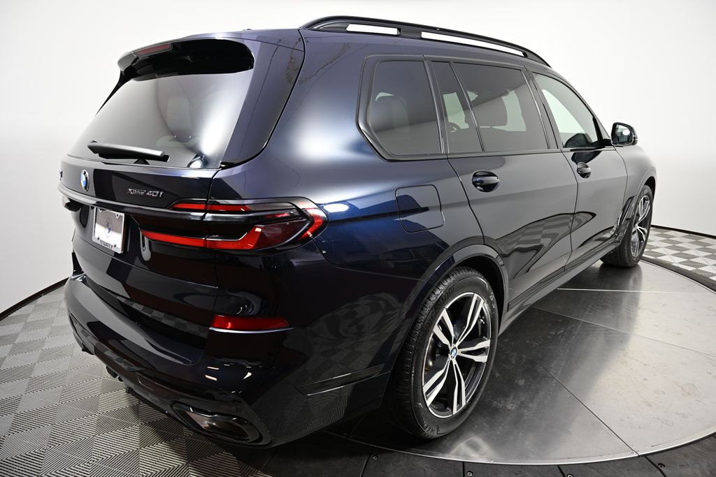 Thumbnail: 2025 BMW X7 - 4