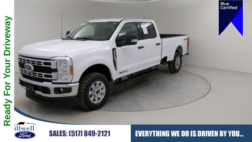 Oxford White 2024 Ford F-350 Super Duty XLT Crew Cab 4WD Pickup Truck Four-Wheel Drive Automatic