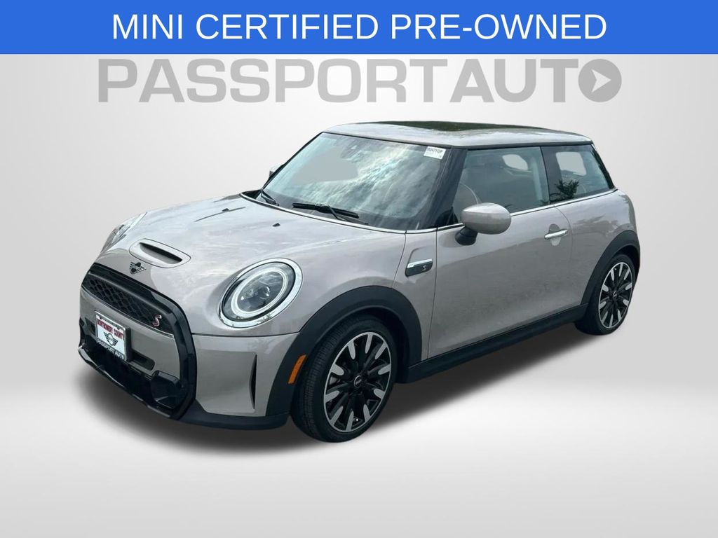 Rooftop Gray Metallic 2024 MINI Cooper Hatchback Front-Wheel Drive Automatic