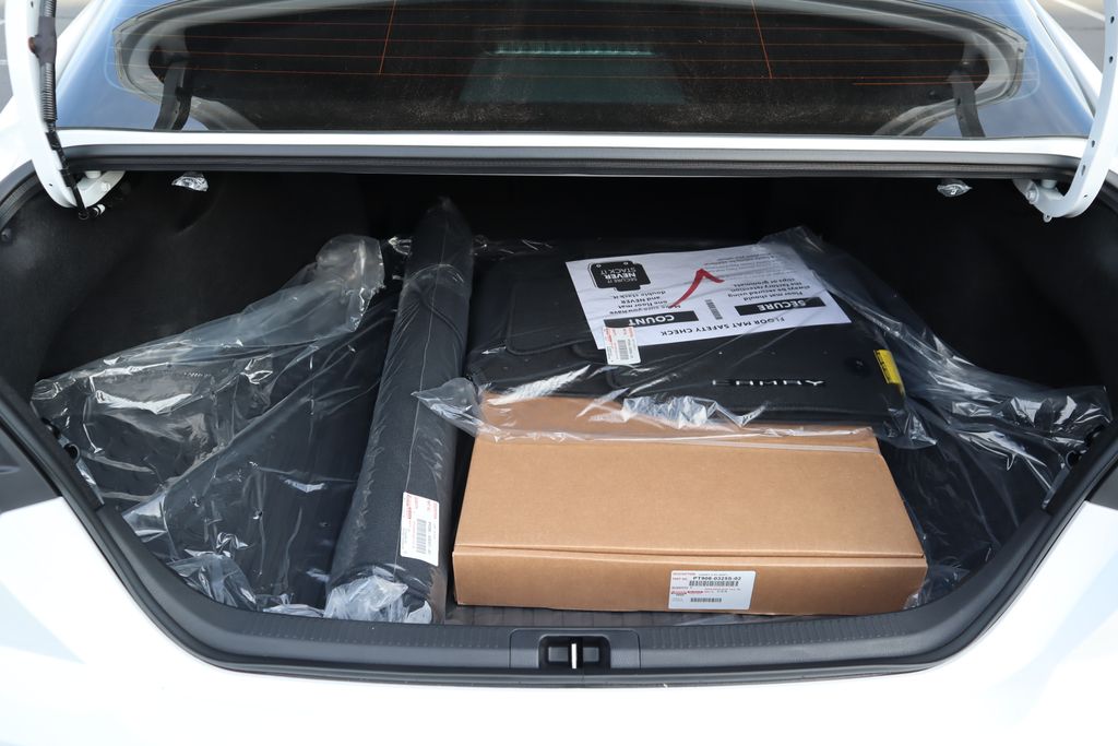 Thumbnail: 2026 Toyota Camry - 27