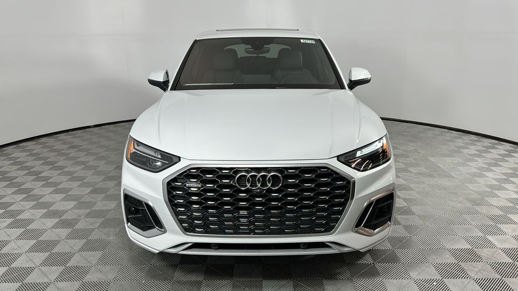 2025 Audi Q5  8