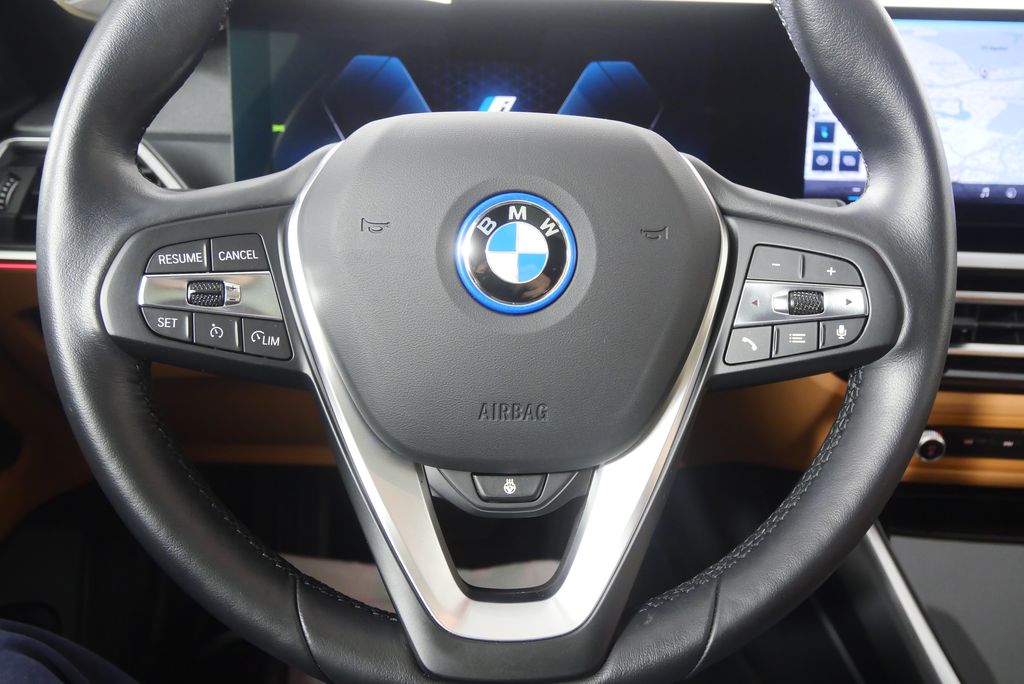 Thumbnail: 2024 BMW i4 - 22