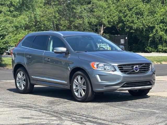 2017 Volvo XC60 T5 Inscription AWD