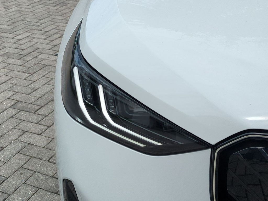 New 2026 White BMW 30 xDrive image 10