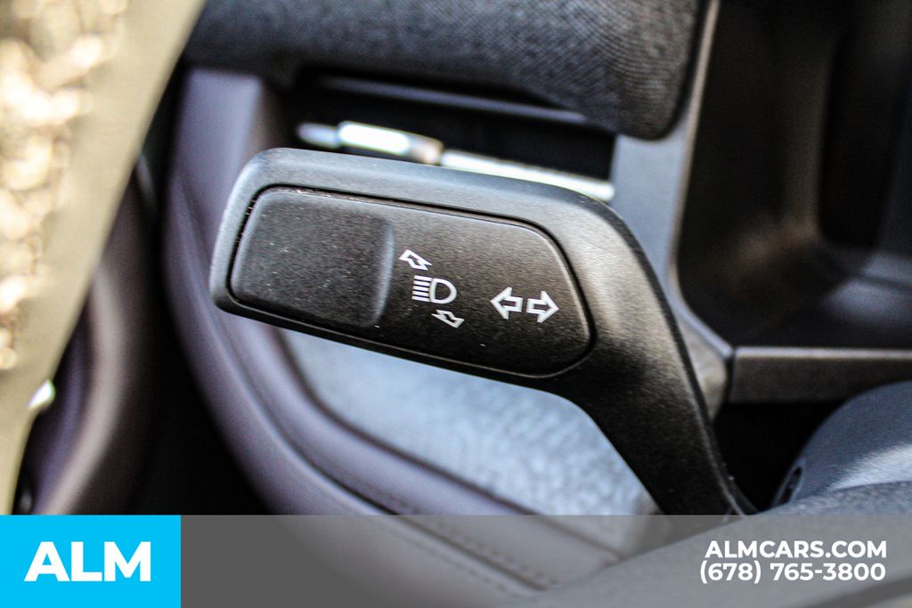 Used 2025 Black Ford Platinum image 24