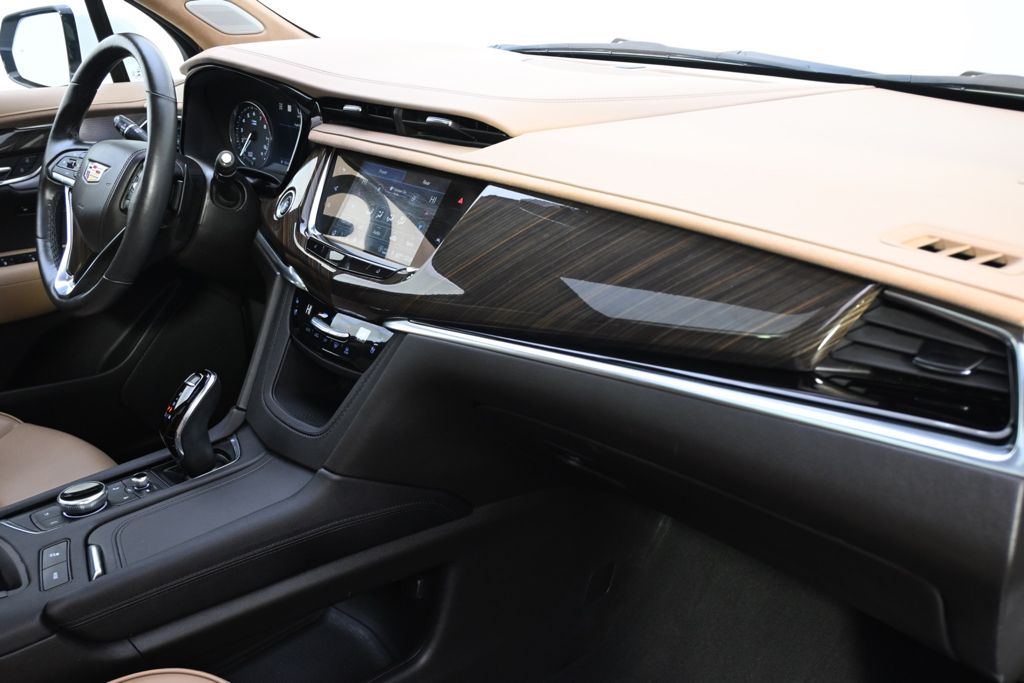 Used 2023 White Cadillac Premium Luxury image 15