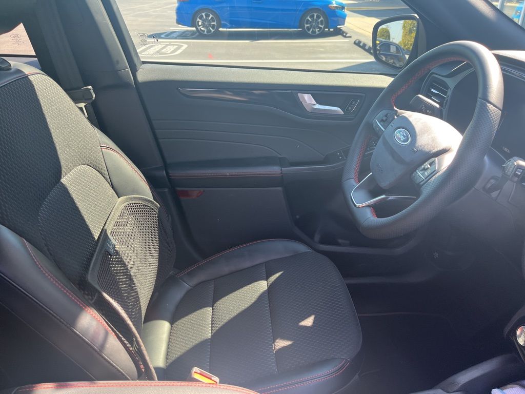 Thumbnail: 2023 Ford Escape - 4