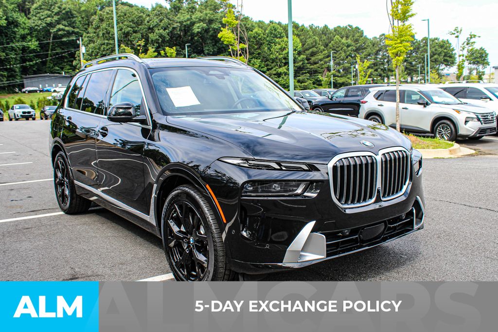 Used 2026 Black BMW xDrive40i image 3