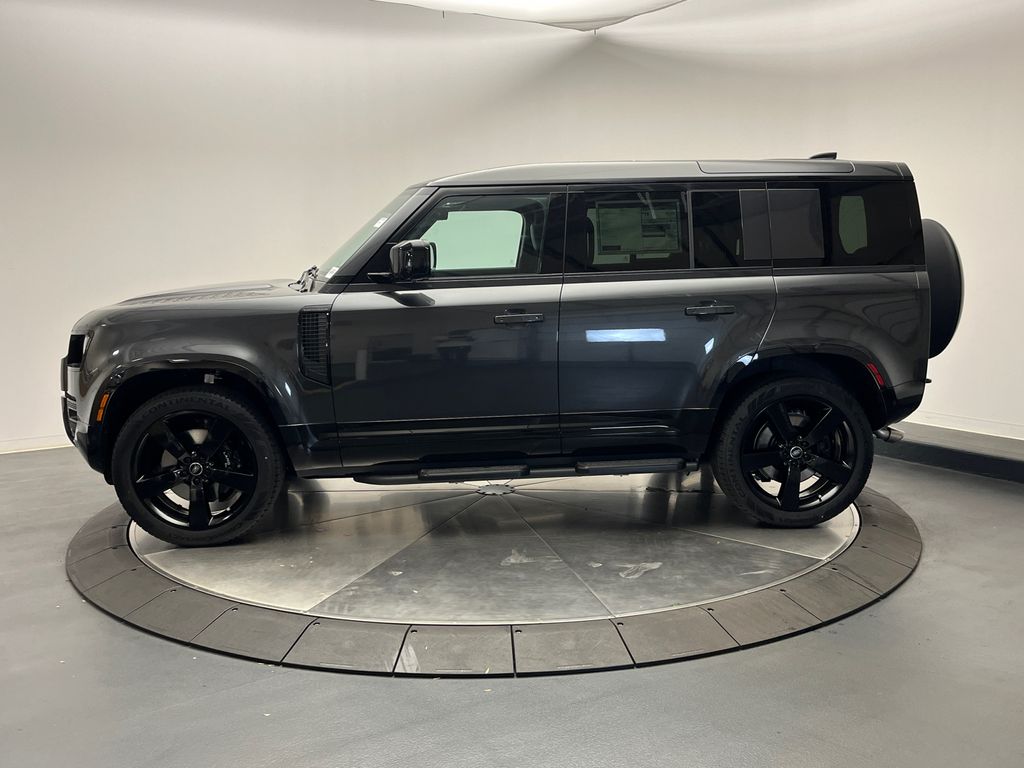 2025 Land Rover Defender 110 2