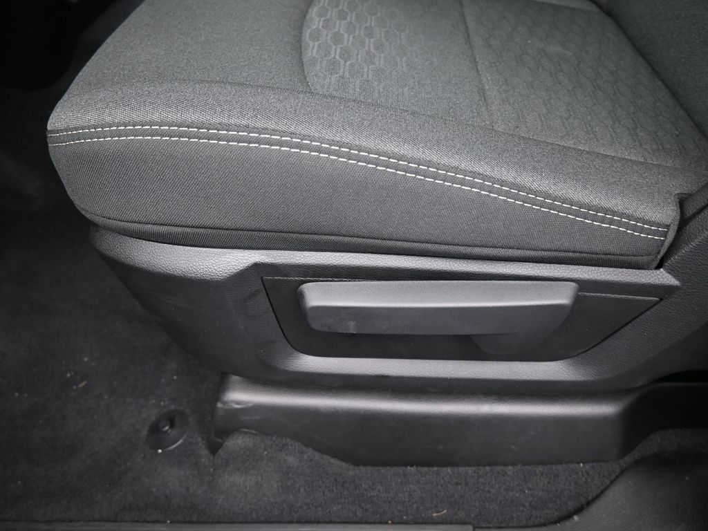 New 2026 Diamond Black Crystal Pearlcoat Ram Tradesman image 15