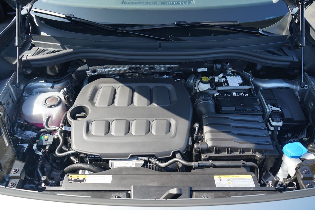 Thumbnail: 2025 Volkswagen Tiguan - 12