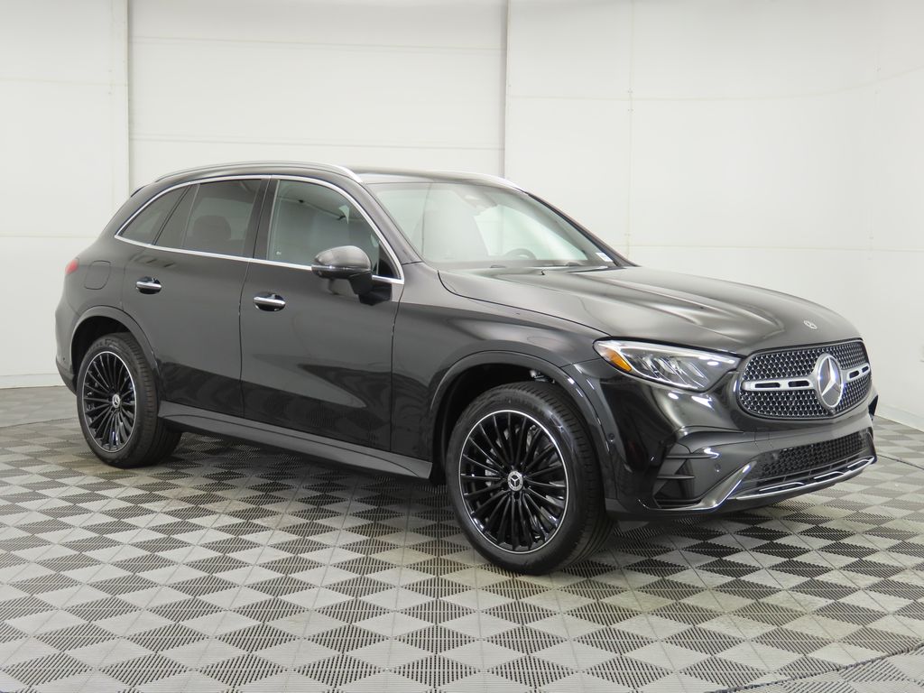 Thumbnail: 2026 Mercedes-Benz GLC - 3