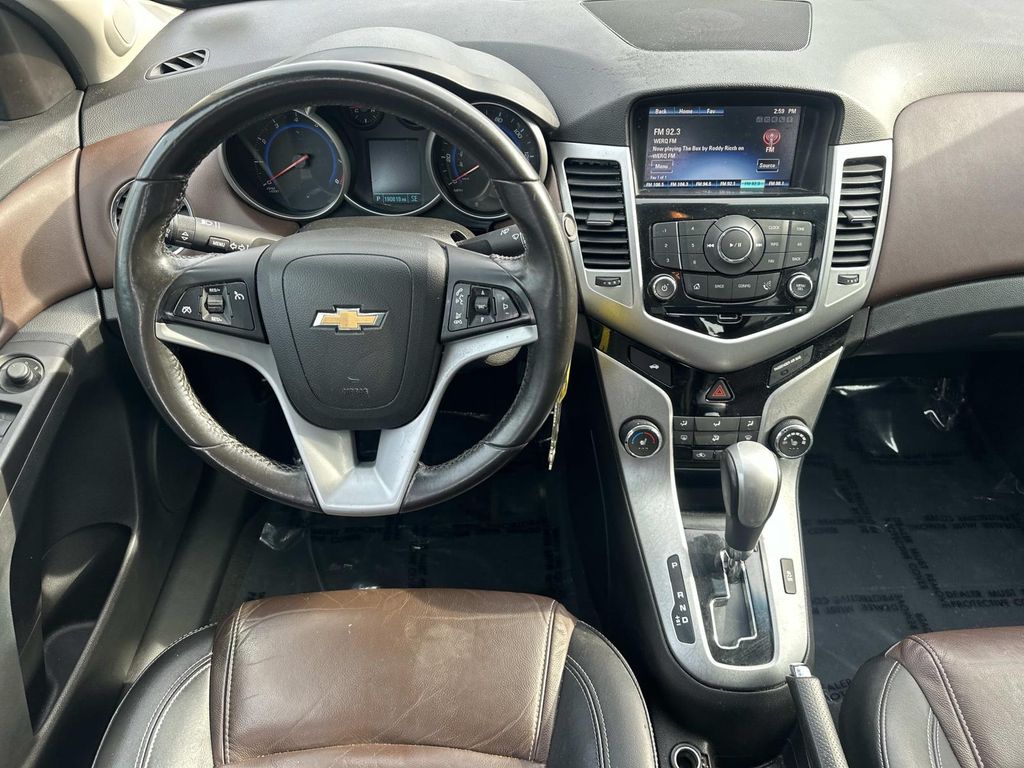 Thumbnail: 2016 Chevrolet Cruze - 30