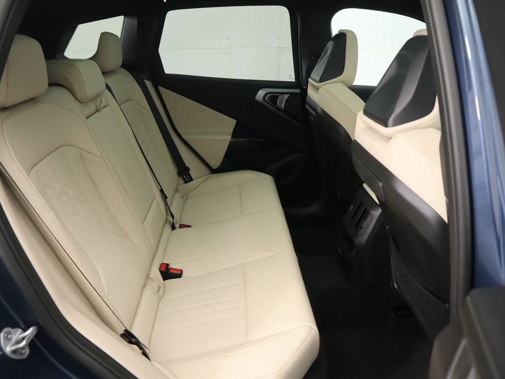 Thumbnail: 2026 BMW X3 - 23