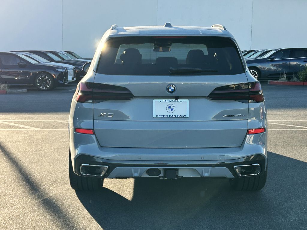 Thumbnail: 2026 BMW X5 - 4