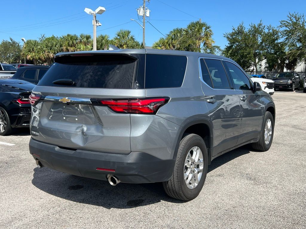 2023 Chevrolet Traverse LS 4