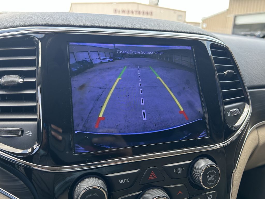 2021 Jeep Grand Cherokee Limited Gray at Mac Haik CDJR North Houston