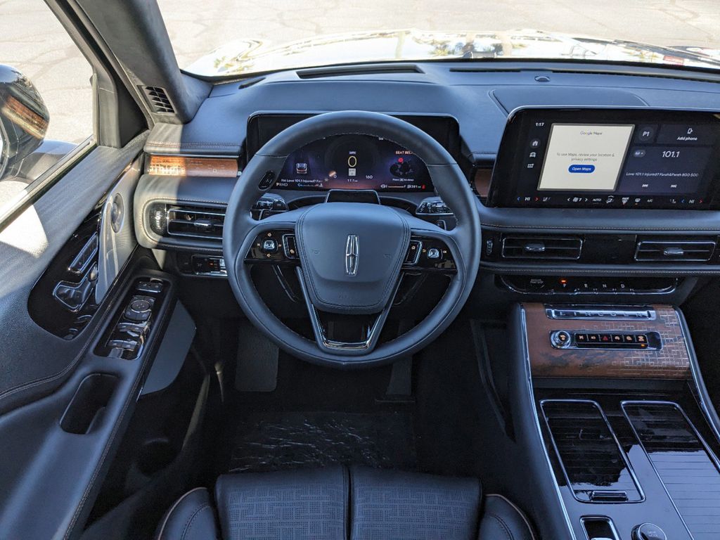 2025 Lincoln Aviator Black Label