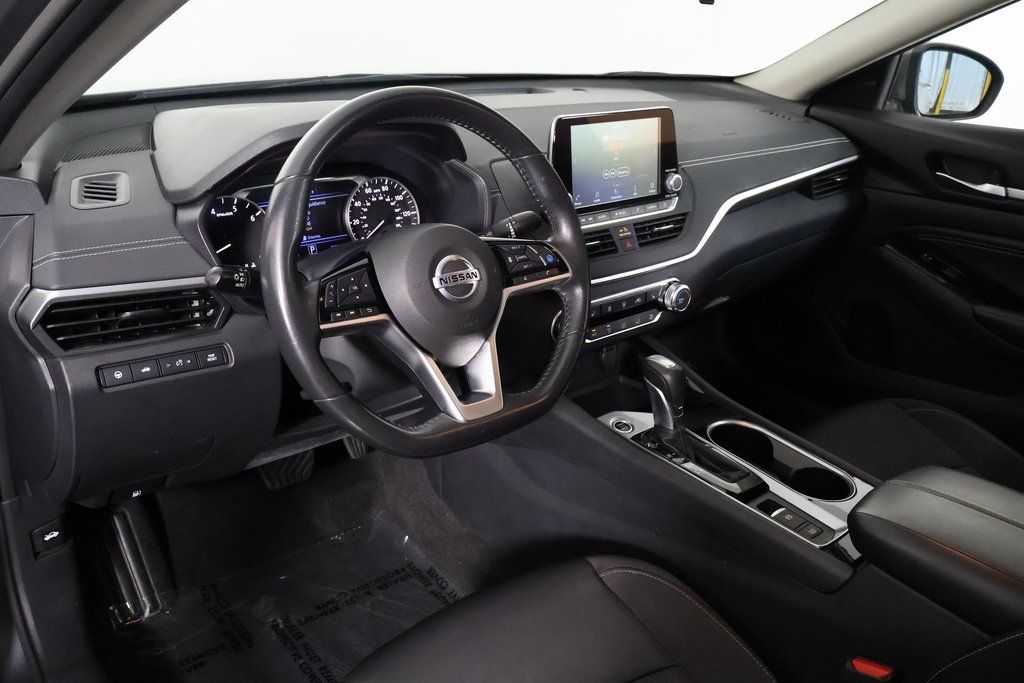 Thumbnail: 2022 Nissan Altima - 7