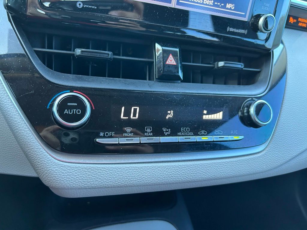 Thumbnail: 2022 Toyota Corolla - 25