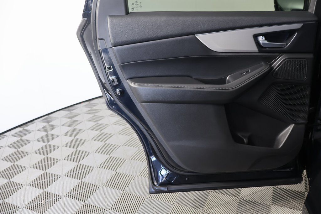 Thumbnail: 2025 Acura MDX - 13