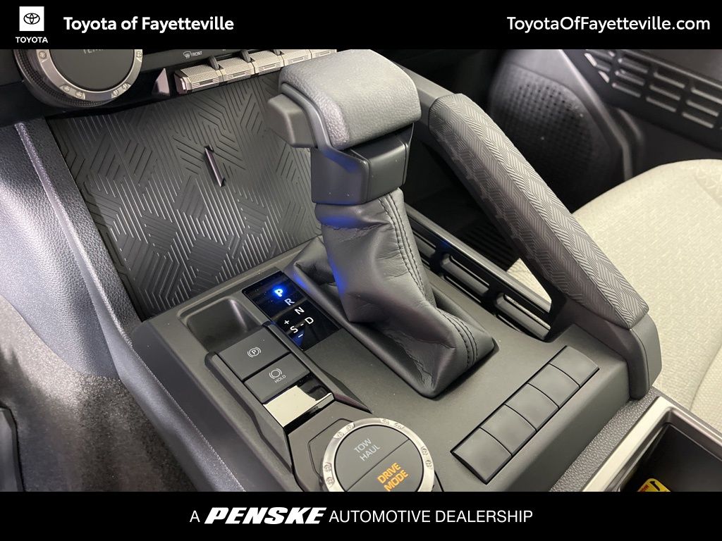 Thumbnail: 2025 Toyota 4Runner - 31