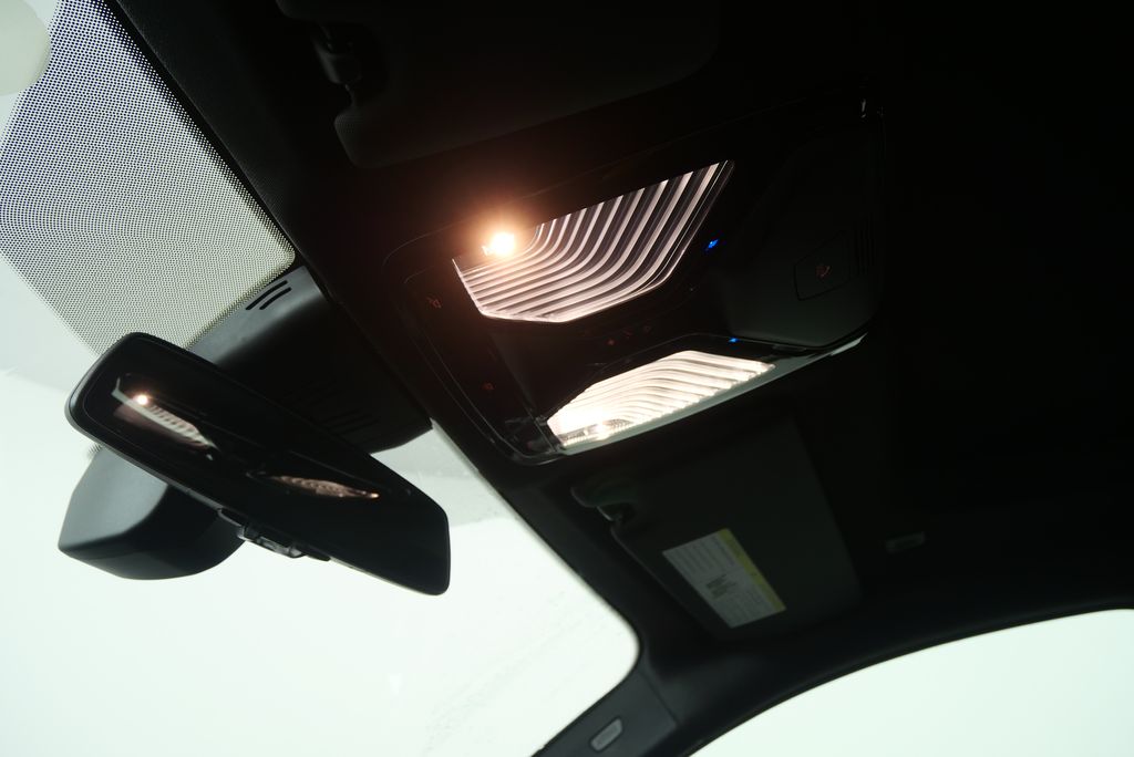 Thumbnail: 2025 BMW i4 - 20