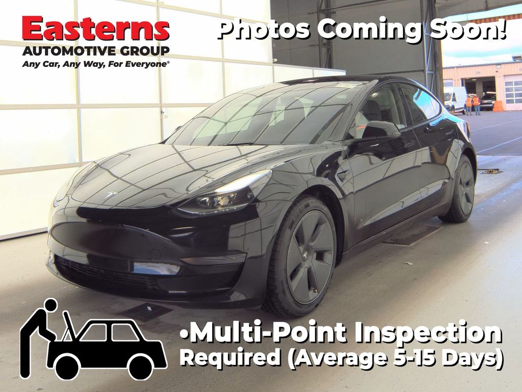 2023 Tesla Model 3 -'s photo