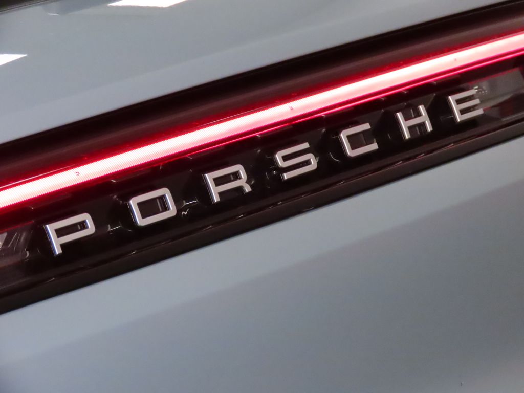 Thumbnail: 2025 Porsche Cayenne - 12