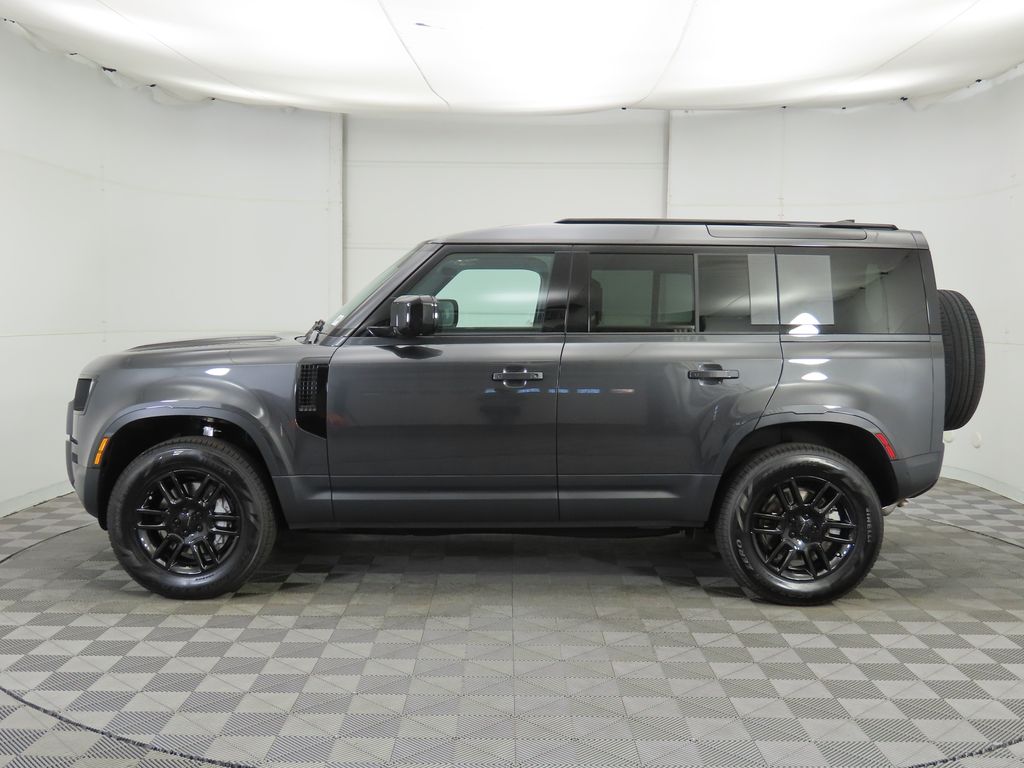 Thumbnail: 2026 Land Rover Defender - 8