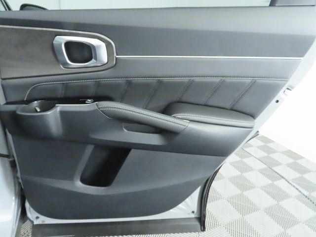 Thumbnail: 2024 Kia Sorento - 28