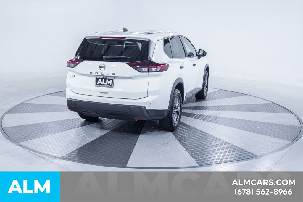 Used 2024 White Nissan S image 9
