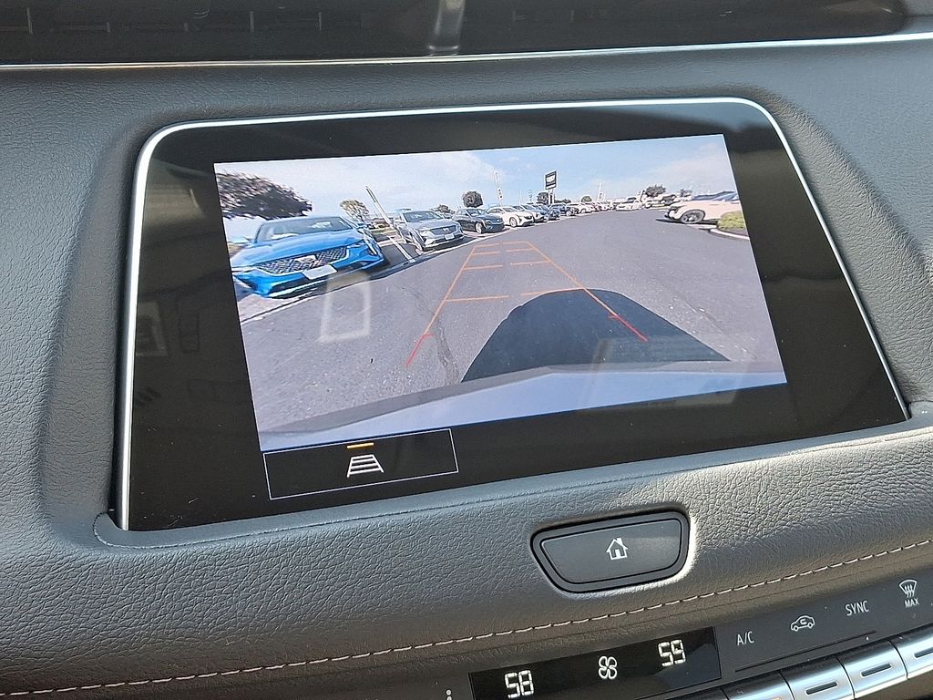 Thumbnail: 2023 Cadillac XT4 - 19