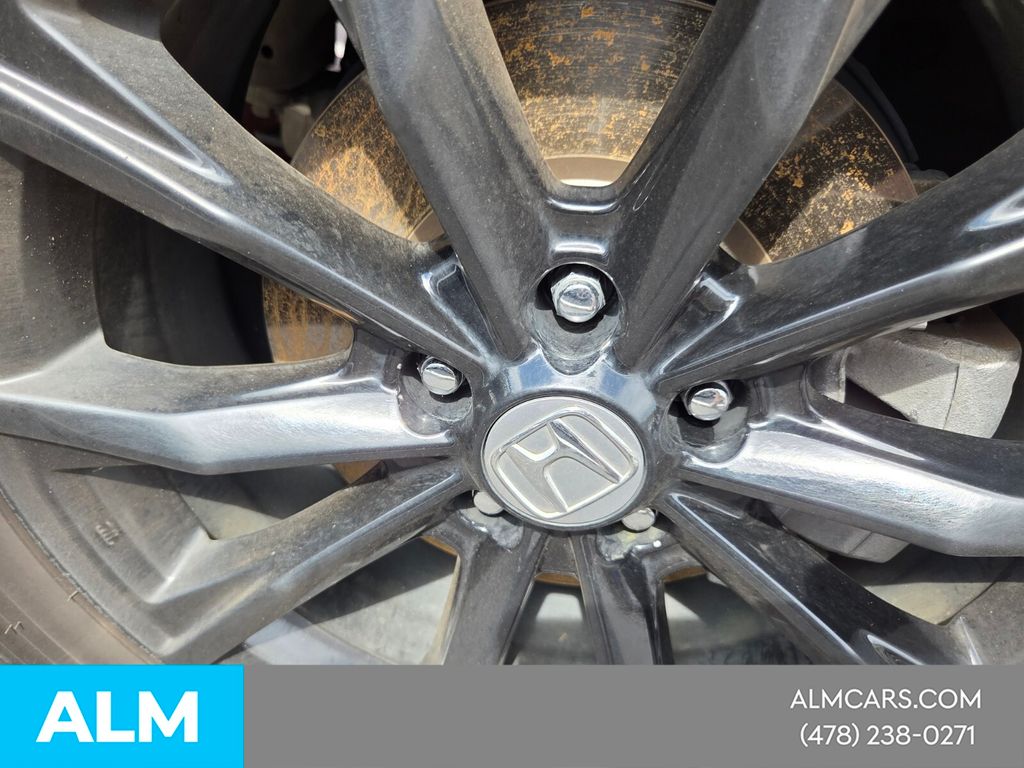 Used 2023  Honda EX-L image 18