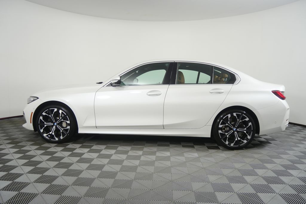 Thumbnail: 2025 BMW 3 Series - 8