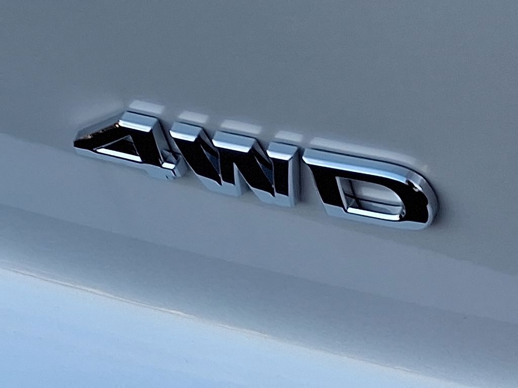 2025 Nissan Pathfinder SV 6