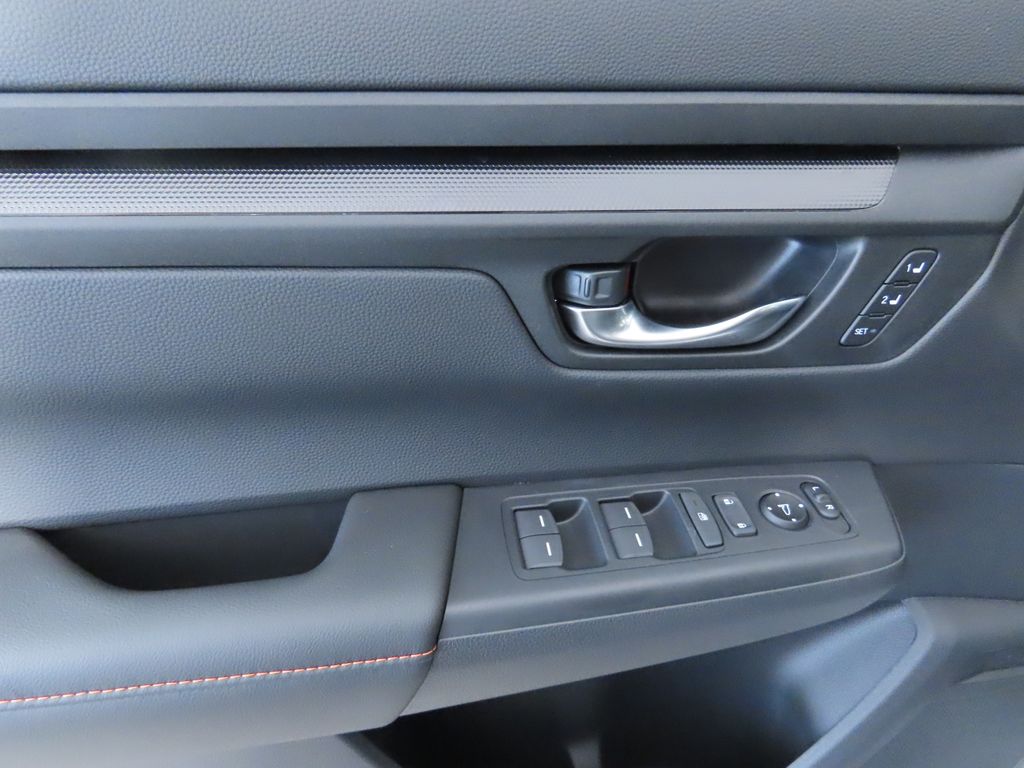 2025 Honda CR-V Sport-L 23