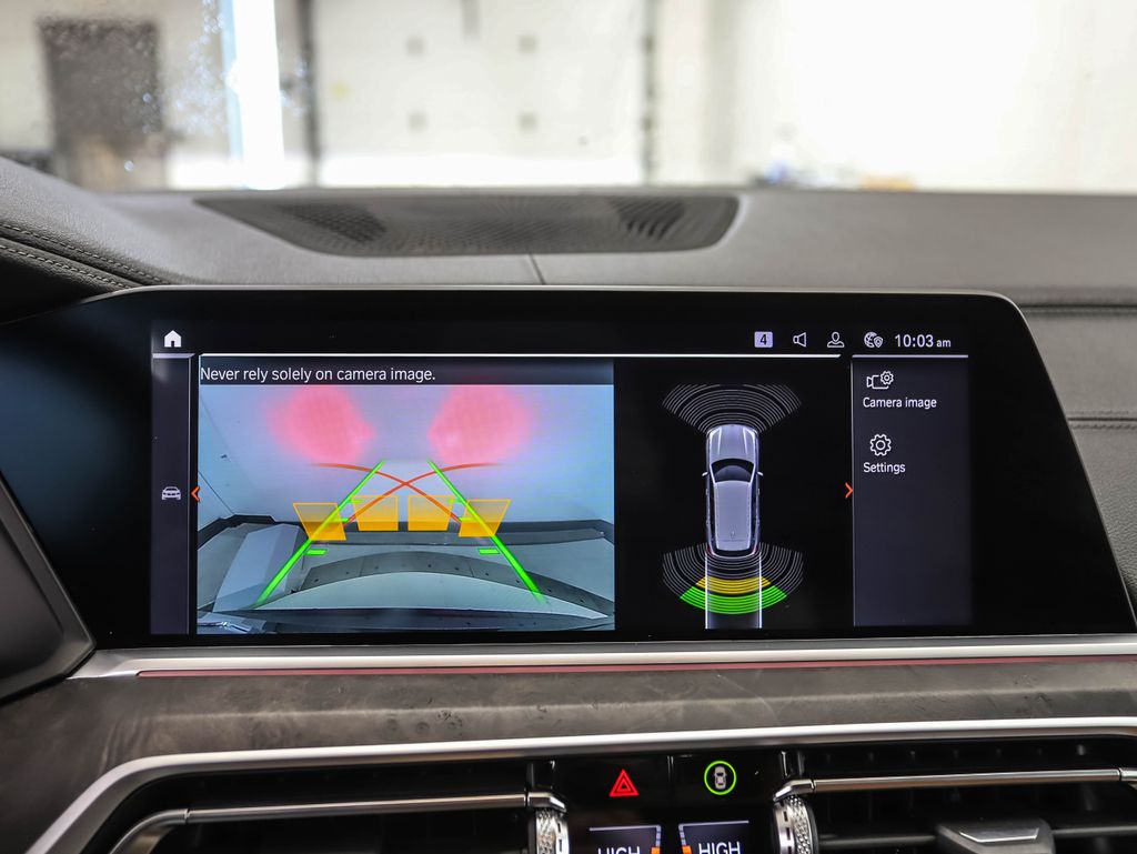 Thumbnail: 2022 BMW X5 - 18