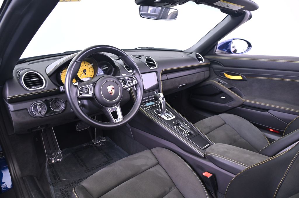 2021 Porsche   4