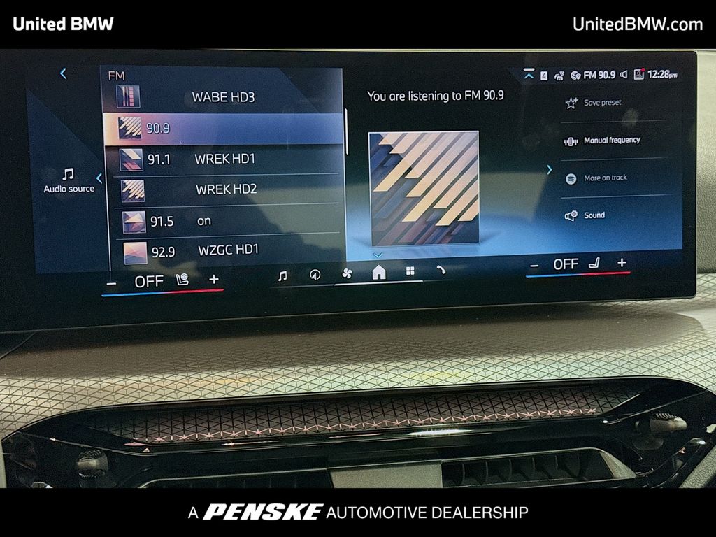 Thumbnail: 2026 BMW 3 Series - 8