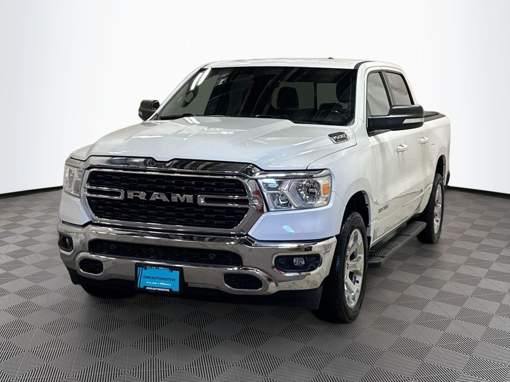 Bright White Clearcoat 2022 RAM 1500 Big Horn Crew Cab 4WD Pickup Truck Four-Wheel Drive 8-Speed Automatic