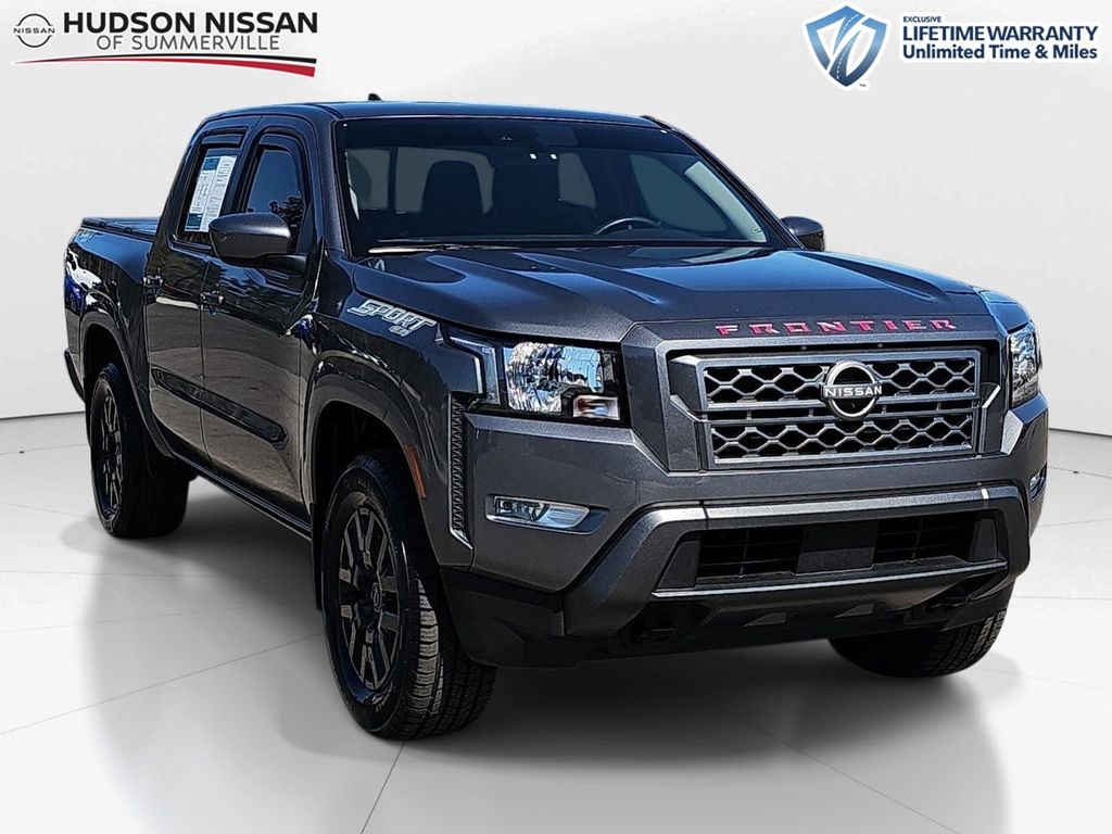 2024 Nissan Frontier SV Crew Cab 4WD