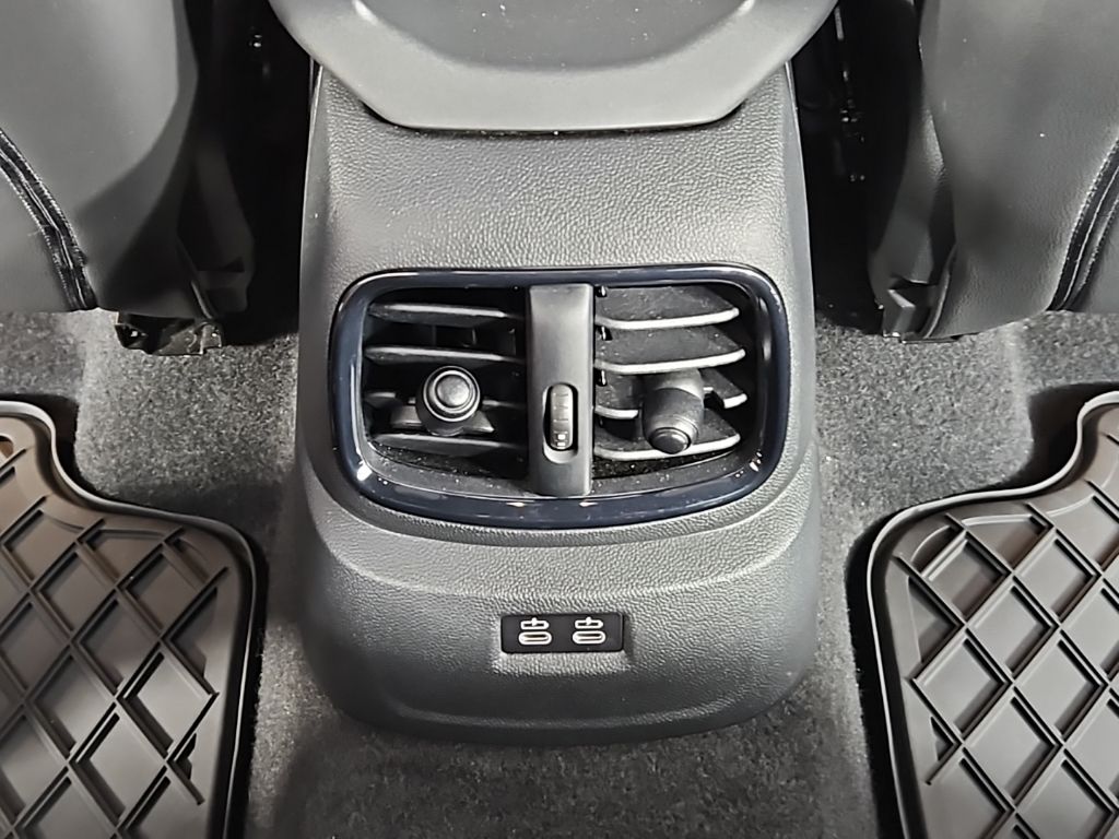 Thumbnail: 2023 MINI Cooper Countryman - 24