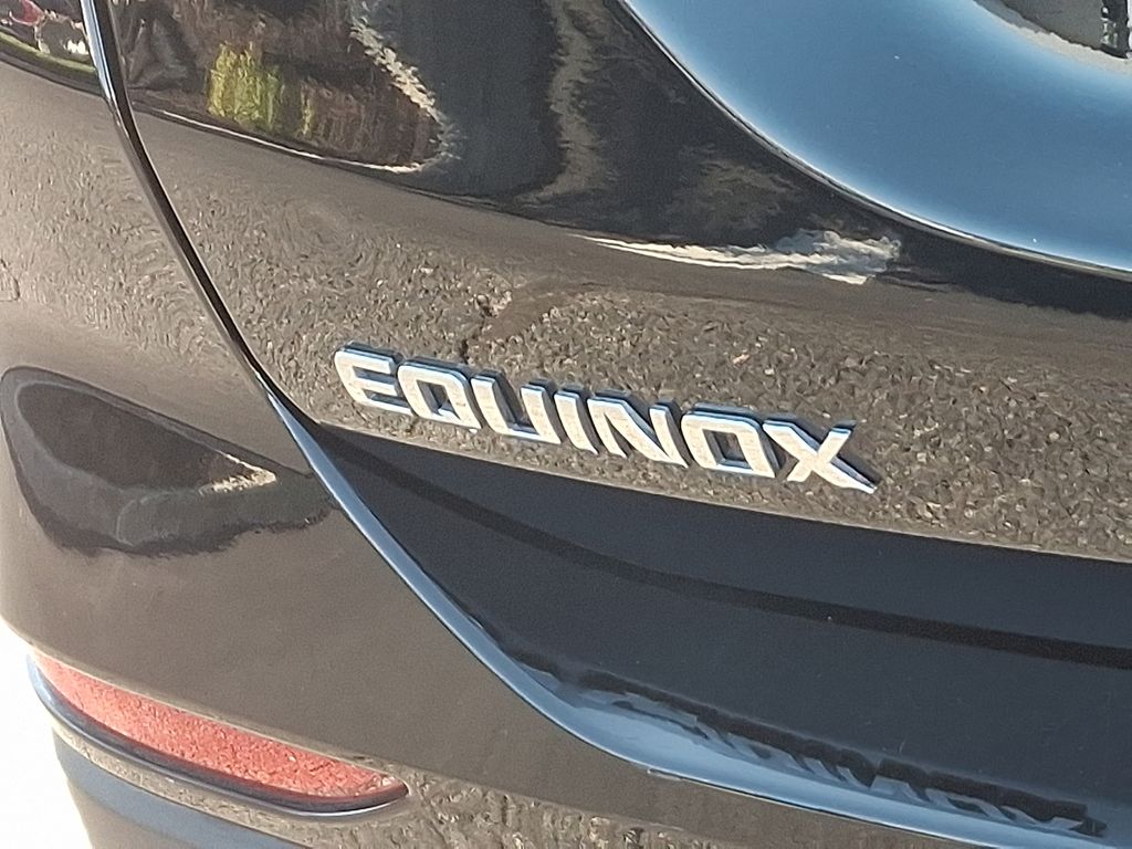 Thumbnail: 2023 Chevrolet Equinox - 31