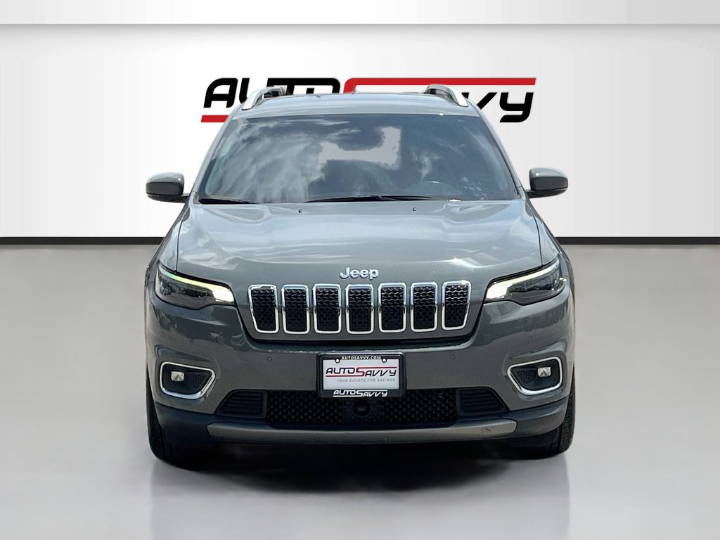 Used 2019 Gray Jeep Limited image 2