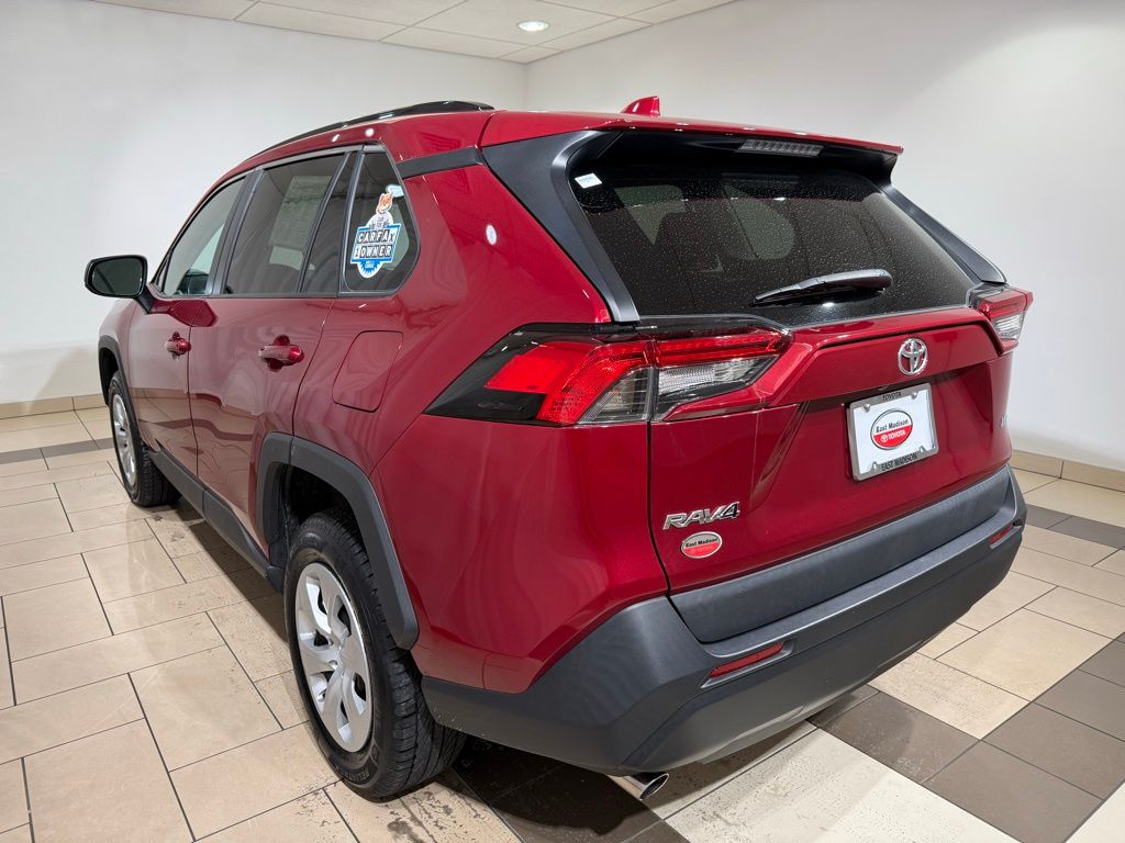 Thumbnail: 2020 Toyota RAV4 - 3