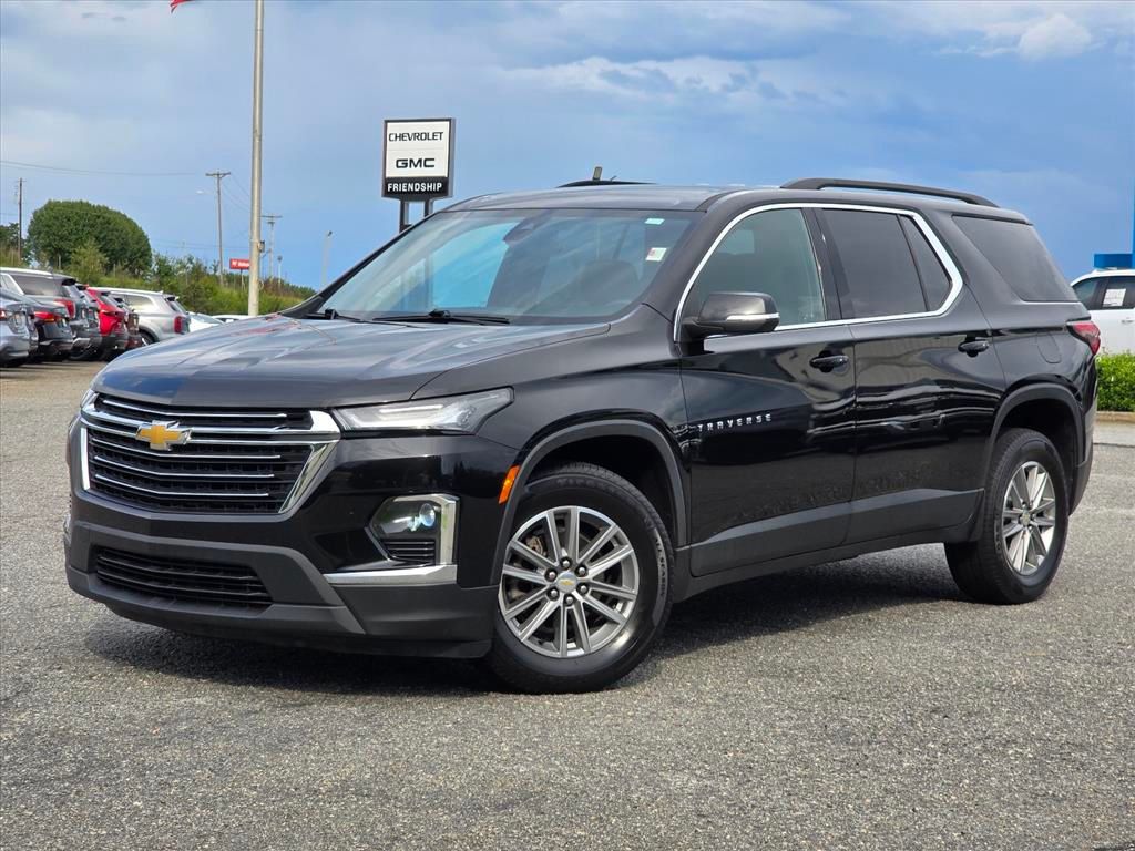 Mosaic Black Metallic 2022 Chevrolet Traverse SUV / Crossover Four-Wheel Drive 9-Speed Automatic