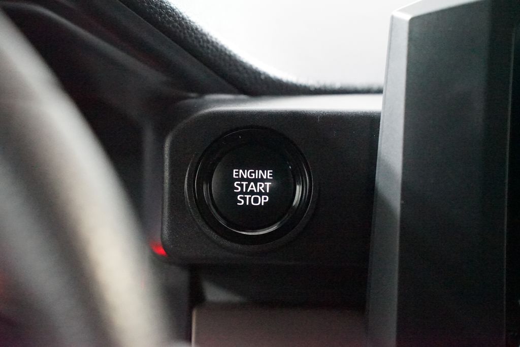 Thumbnail: 2024 Toyota Tacoma - 18