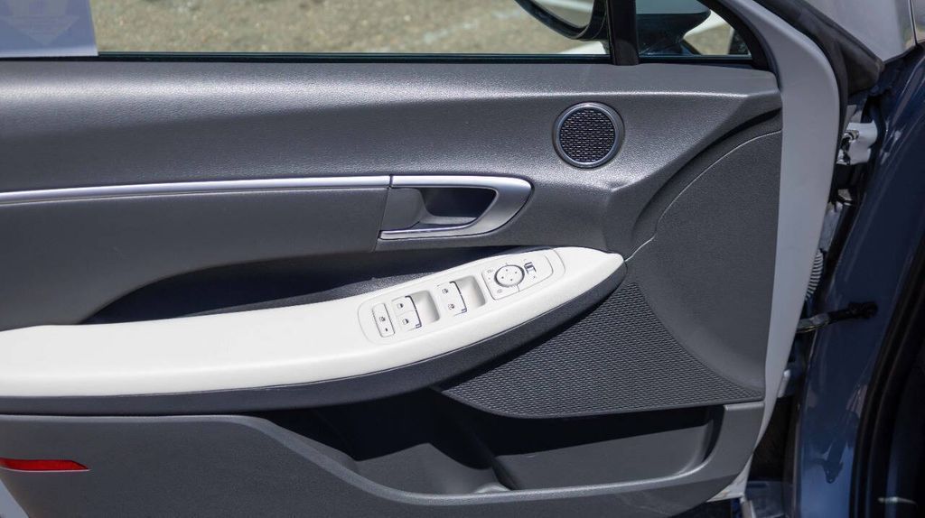 Used 2024 Hyundai Sonata SEL 4D Sedan