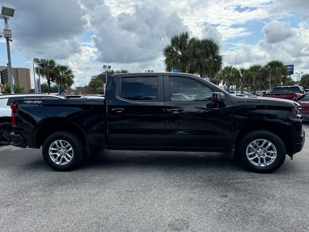 2023 Chevrolet Silverado 1500 RST 9